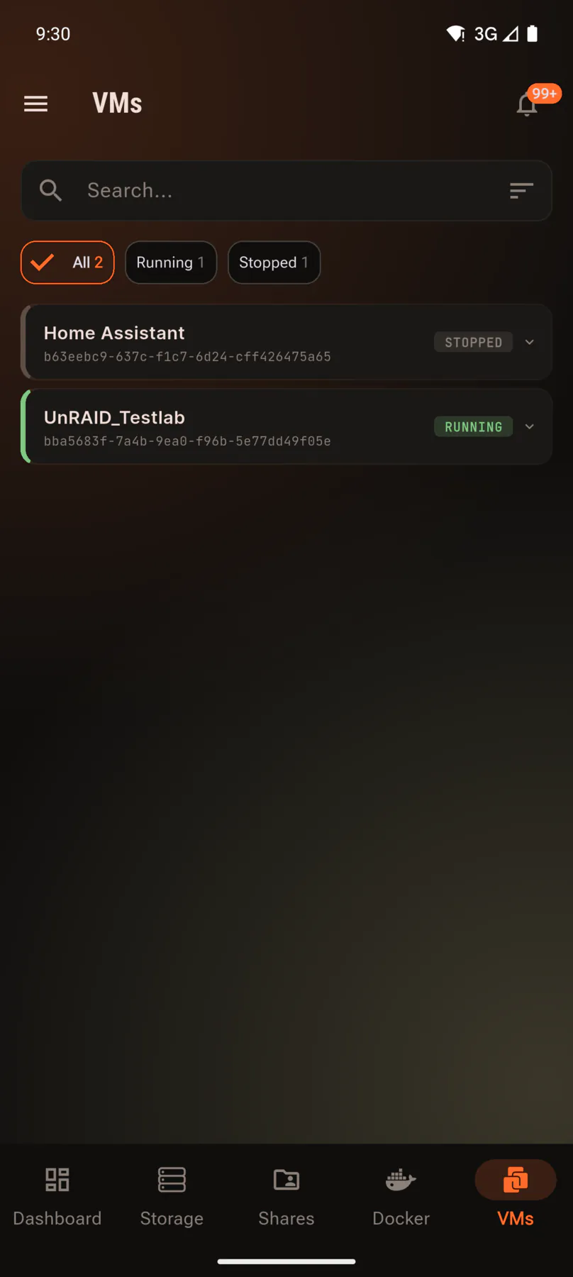 Virtual machine list showing running and stopped states.